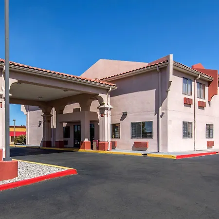 Quality Inn & Suites Albuquerque North Near Balloon Fiesta Park